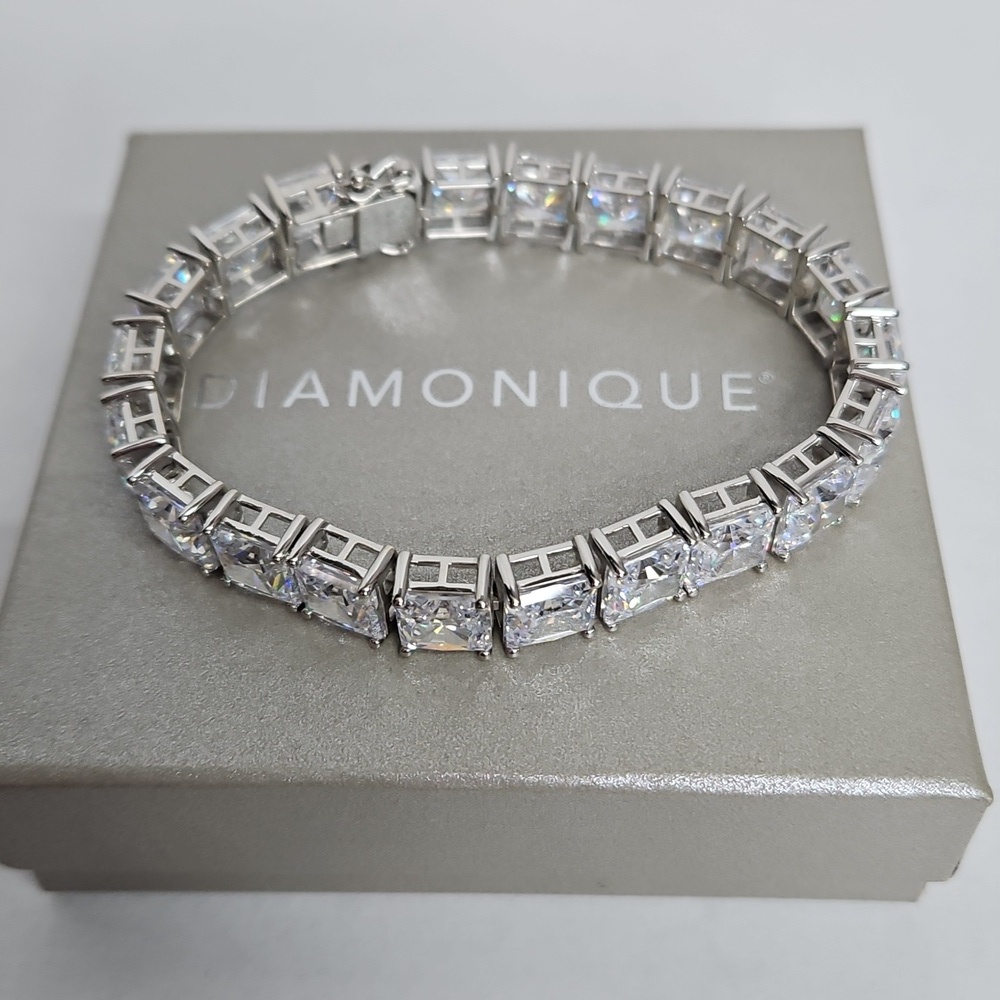 Diamonique 8mm Princess Cut Sterling Silver Tennis Bracelet Average Fit - NIB